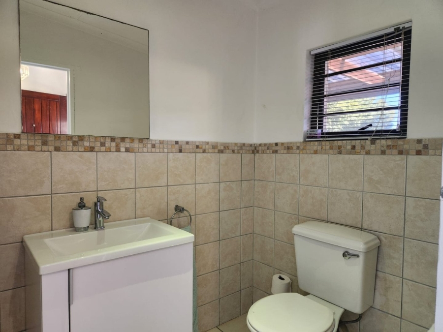 5 Bedroom Property for Sale in Bodorp Western Cape